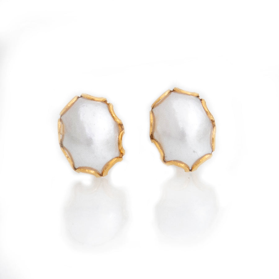 Wholesale | 8mm Oval Faux Pearl with Gold Lace Trim and Posts