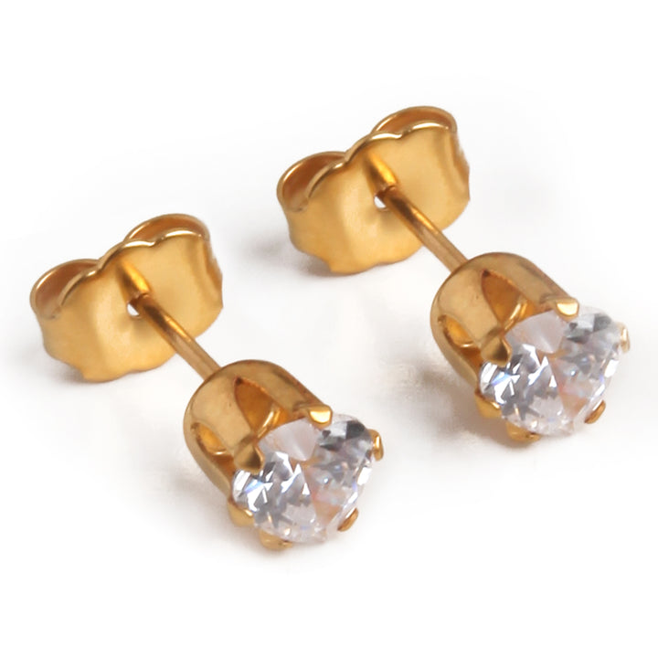 5mm Clear Heart Cubic Zirconia Earrings in Gold