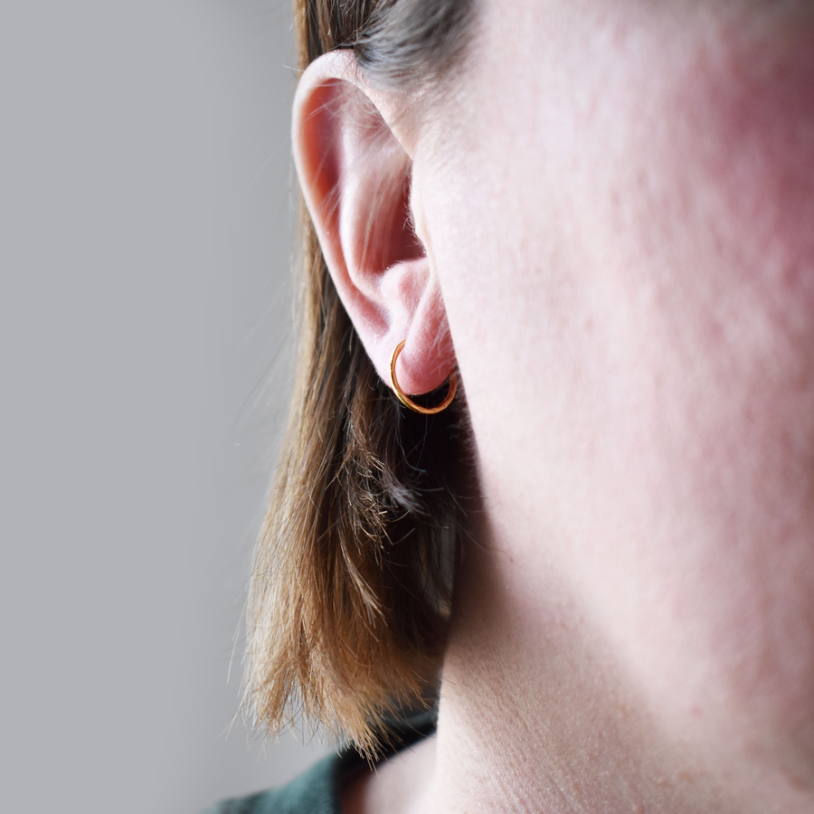 10mm Gold Faceted Sleeper Hinged Hoops