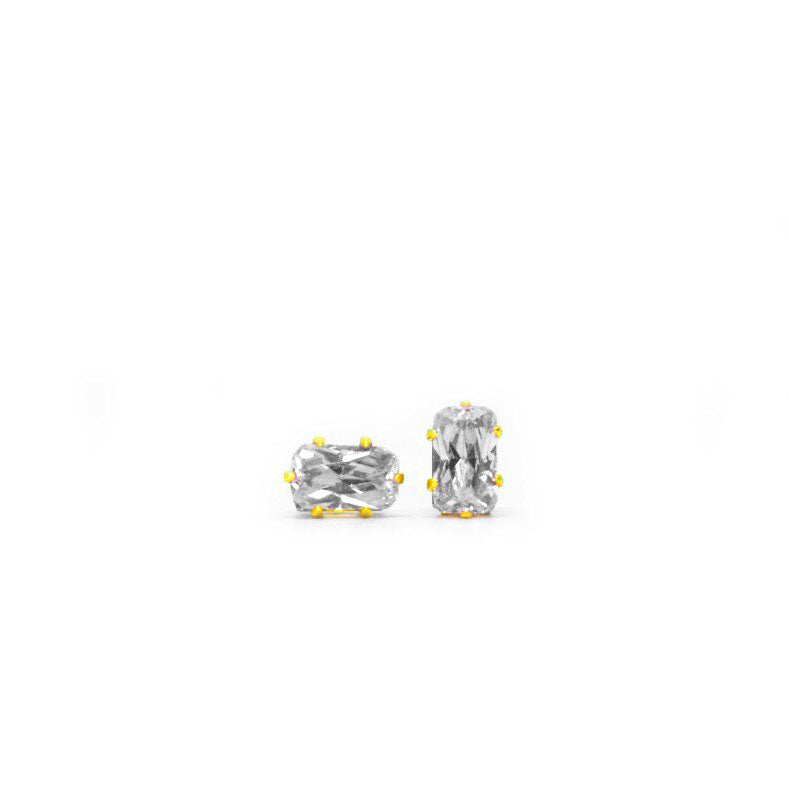 5mm Clear Rectangle Cubic Zirconia Earrings in Gold